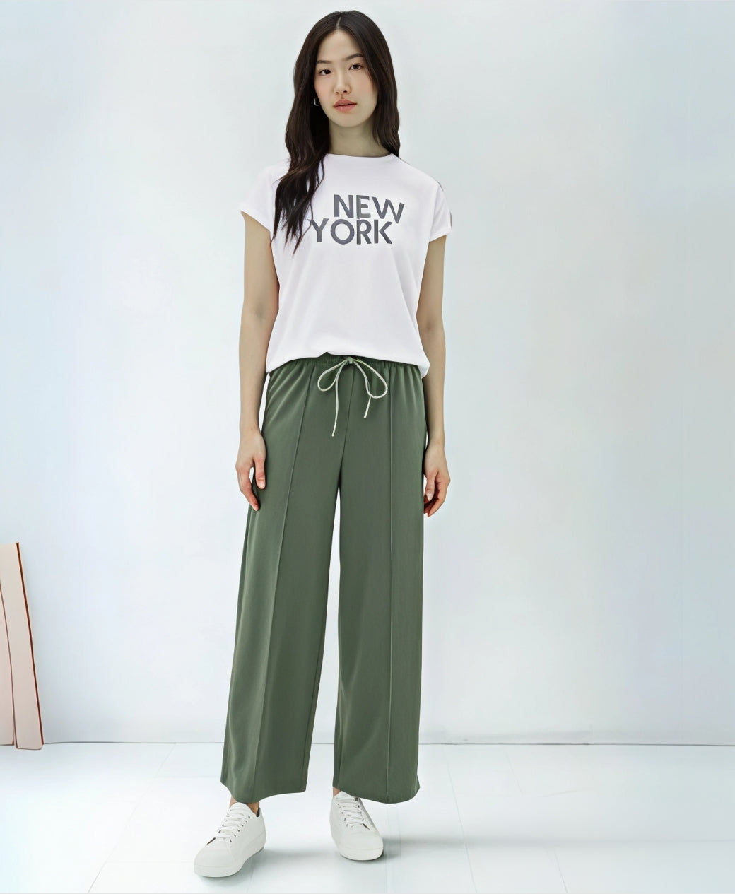 Evergreen Wide-Leg Seam Trouser by Rang Sitaray – High-Waisted Comfort with Clean Lines