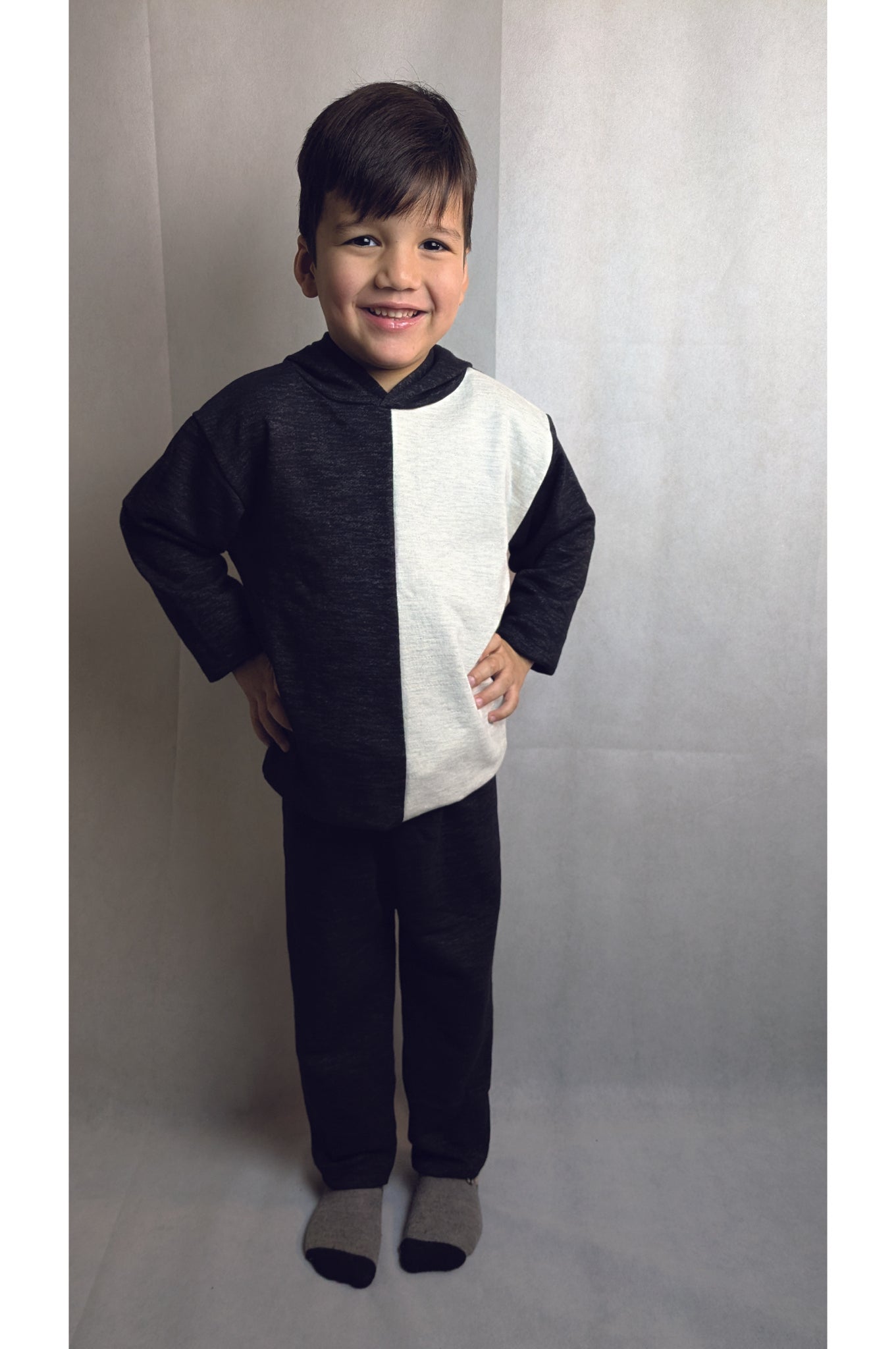 Casual Tracksuit for Boys & Girls – Fleece 2-Piece Outfit Set - Classic Duo