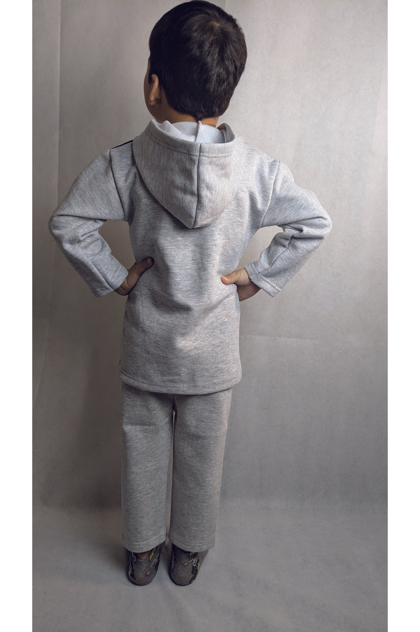 Casual Tracksuit for Boys & Girls – Fleece 2-Piece Outfit Set - Smoke & Shadow